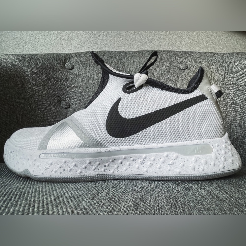 Air Jordan PG 4 Team White Wolf Grey, white, black, grey, excellent cond…